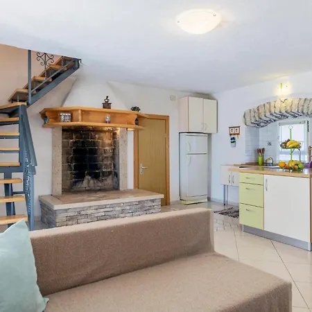 Four-bedroom With Sea View 08