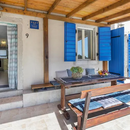 Сasa de vacaciones Four-bedroom With Sea View 08 Labin (Istria)